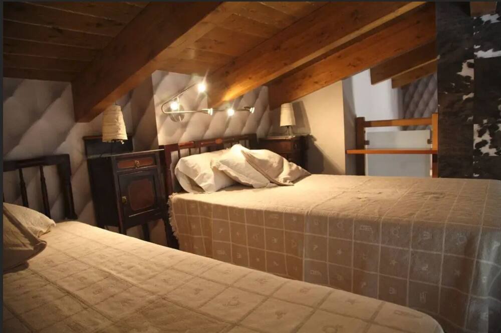 Photo of Bedroom in Adahuesca