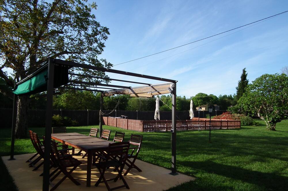 Photo of Outdoor in Corts