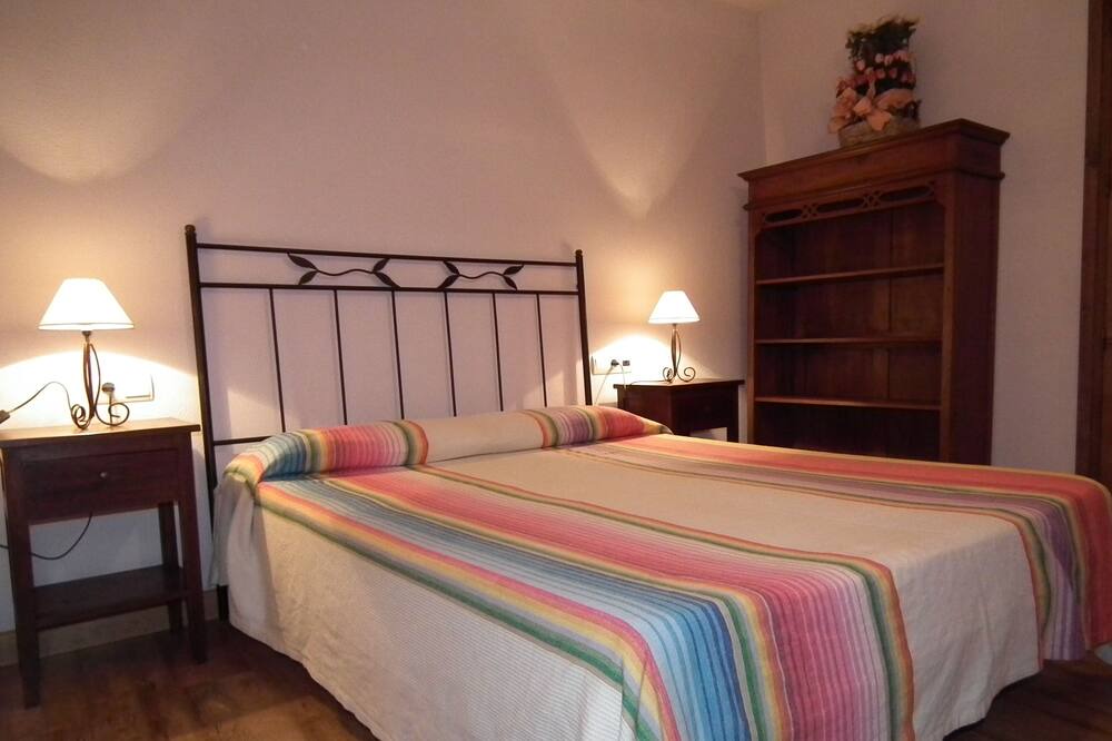 Photo of Bedroom in Corts