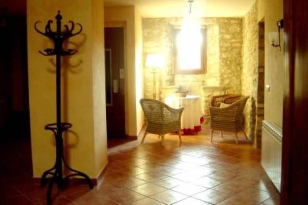 Photo of Livingroom in Corts