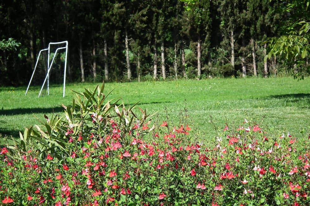 Photo of Outdoor in Corts