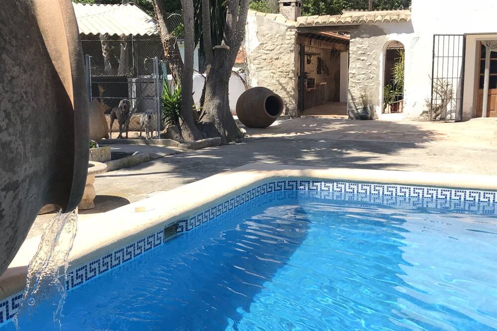 Photo of Outdoor in Paratella