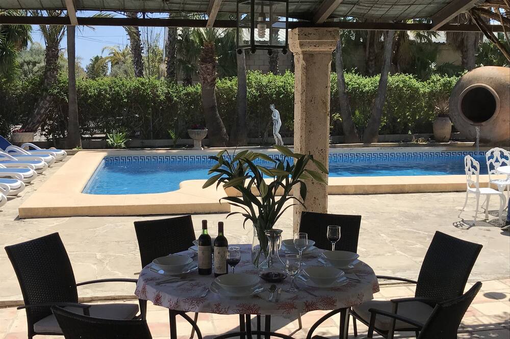 Photo of Outdoor in Paratella