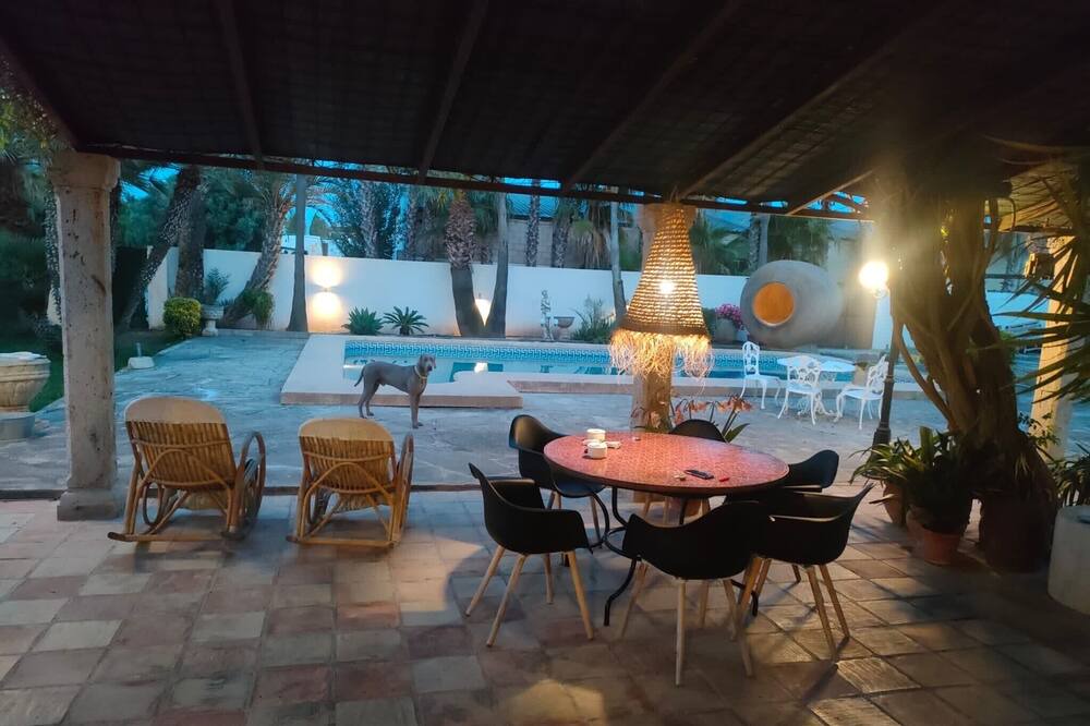 Photo of Outdoor in Paratella