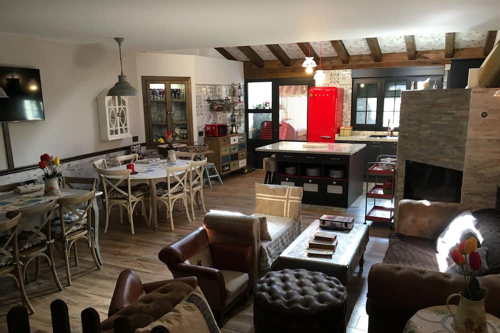 Photo of Livingroom in Fuentiduena
