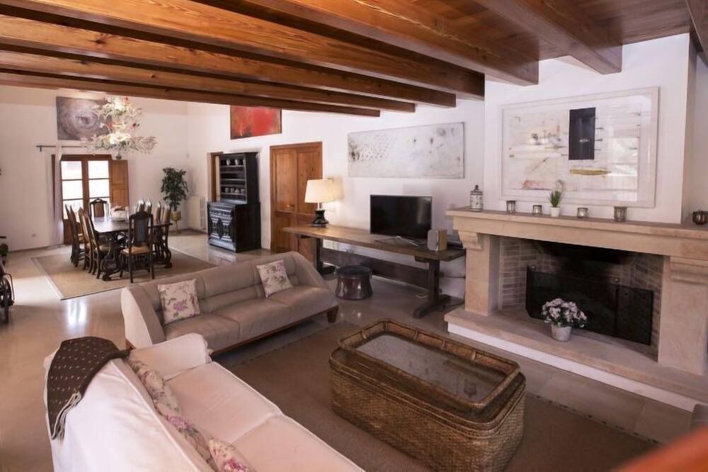 Photo of Livingroom in Fornalutx