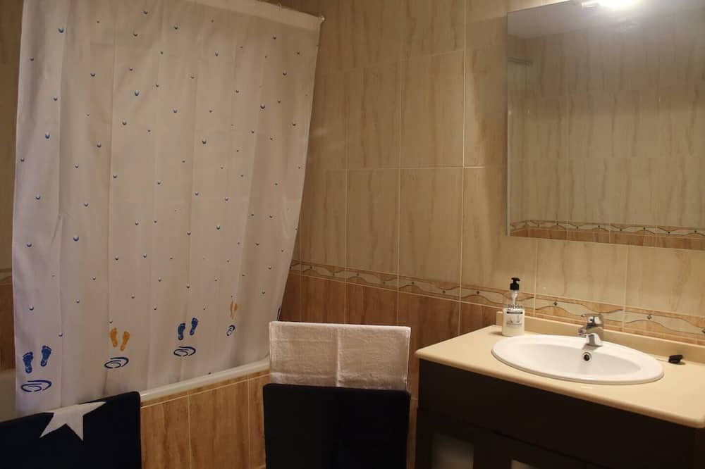 Photo of Bathroom in Capafonts