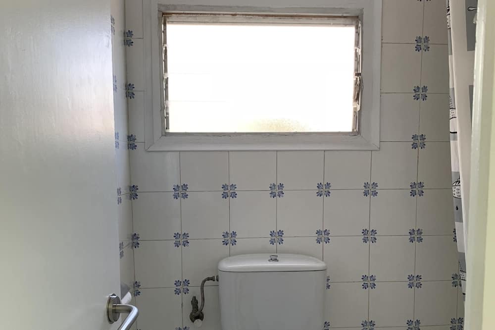 Photo of Bathroom in Colomers