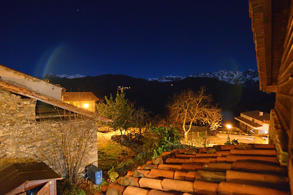 Photo of Outdoor in Tudes