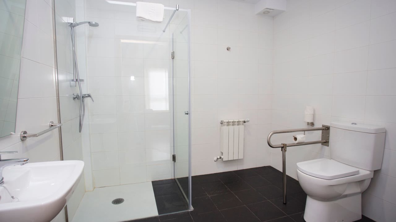 Photo of Bathroom in Triacastela