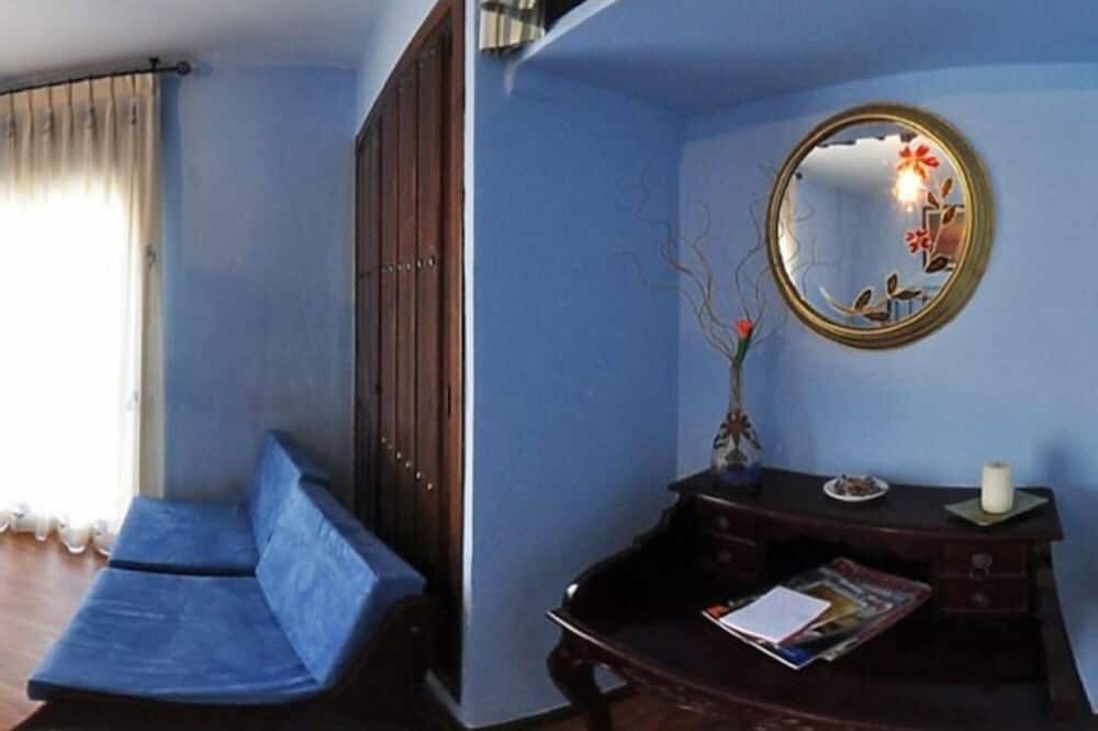 Photo of Livingroom in Atanzon