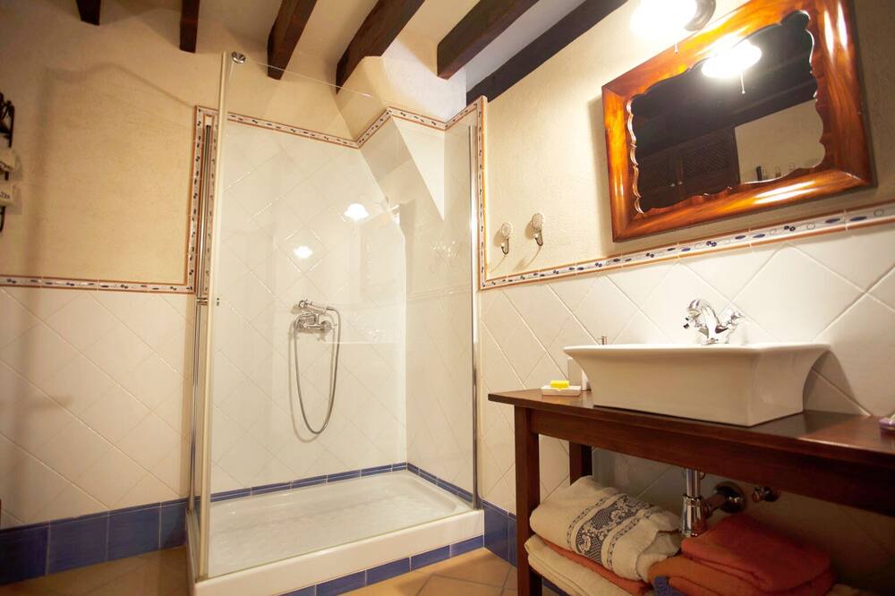 Photo of Bathroom in Andraitx