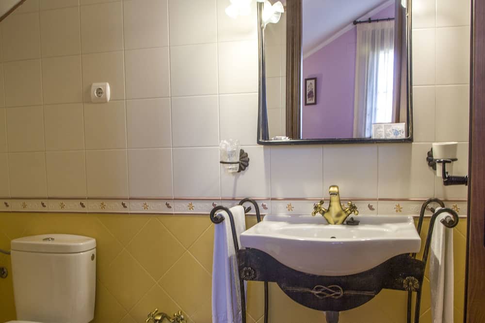 Photo of Bathroom in Molina de Aragon