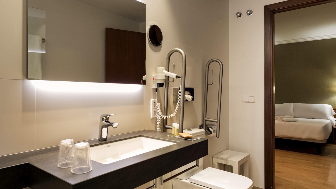 Photo of Bedroom in Figueres