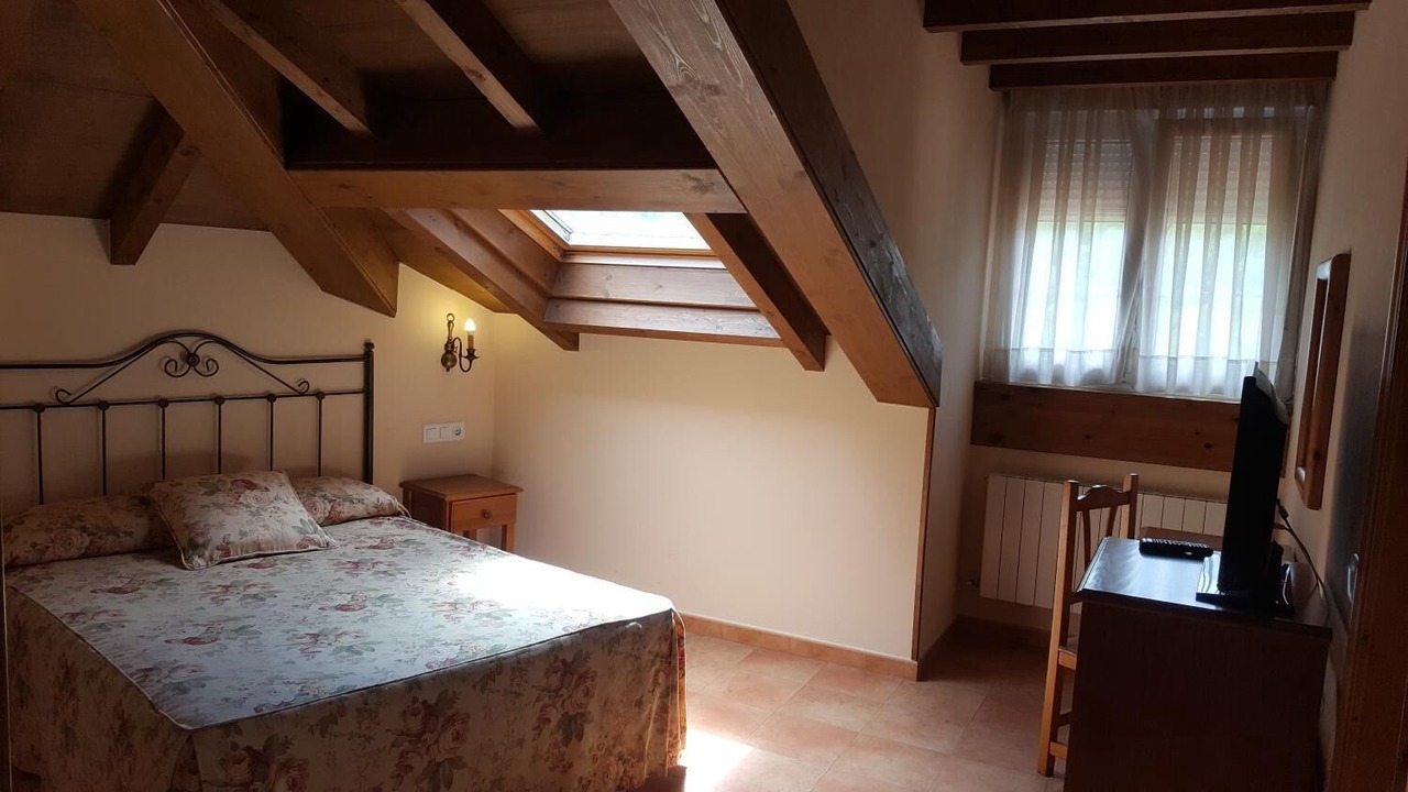 Photo of Bedroom in Arenas de Cabrales