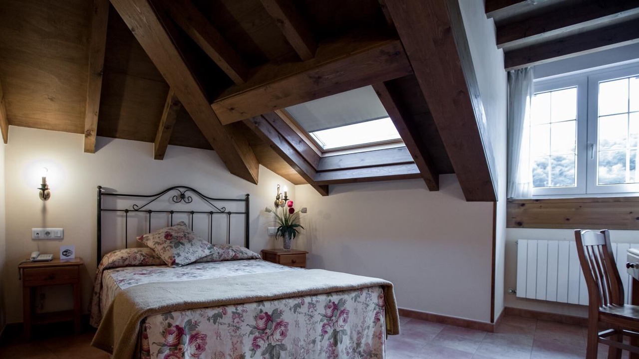 Photo of Bedroom in Arenas de Cabrales