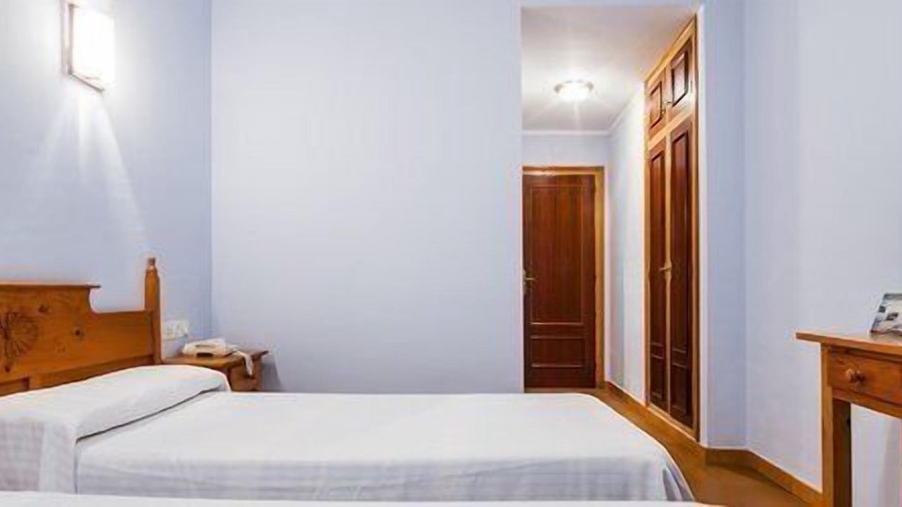 Photo of Bedroom in Camarmena