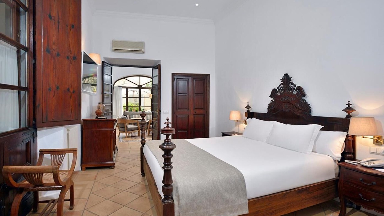 Photo of Bedroom in La Llotja-Born