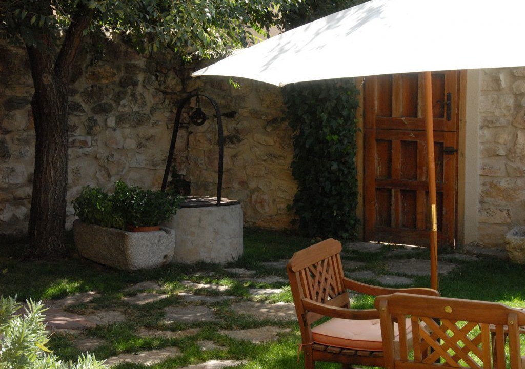 Photo of Patio Balcony in Espirdo