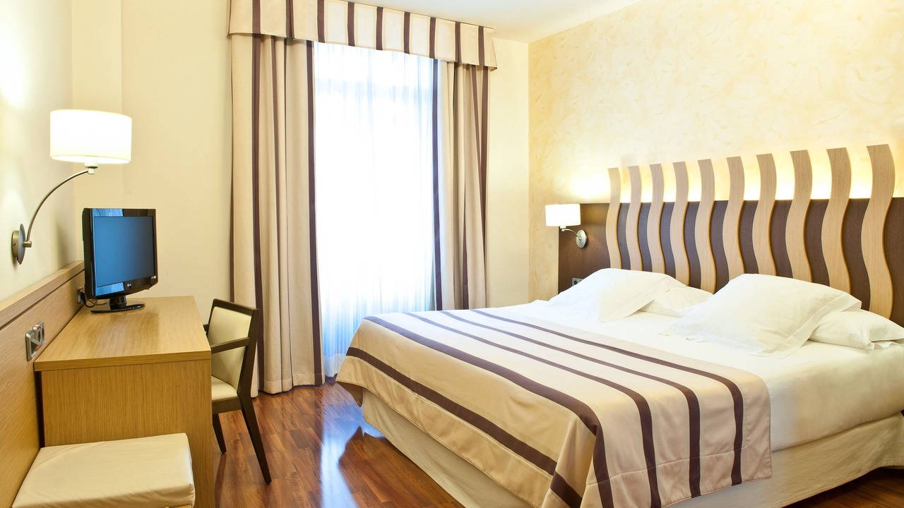 Photo of Bedroom in Figueres