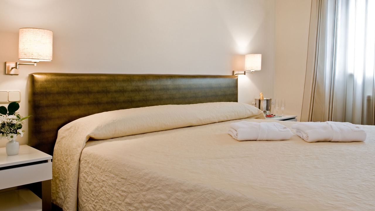 Photo of Bedroom in Hoyos del Espino