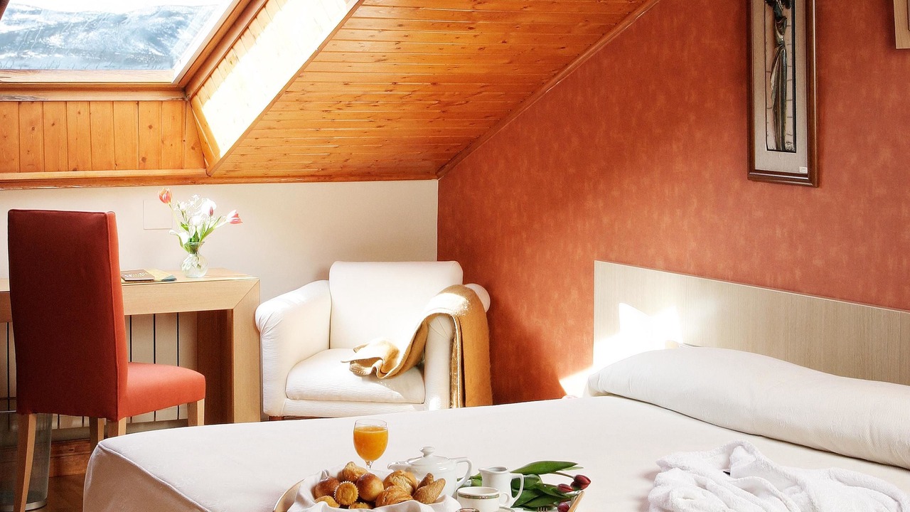 Photo of Bedroom in Hoyos del Espino