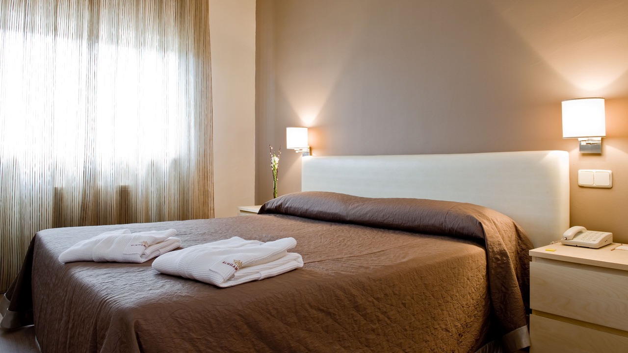 Photo of Bedroom in Hoyos del Espino