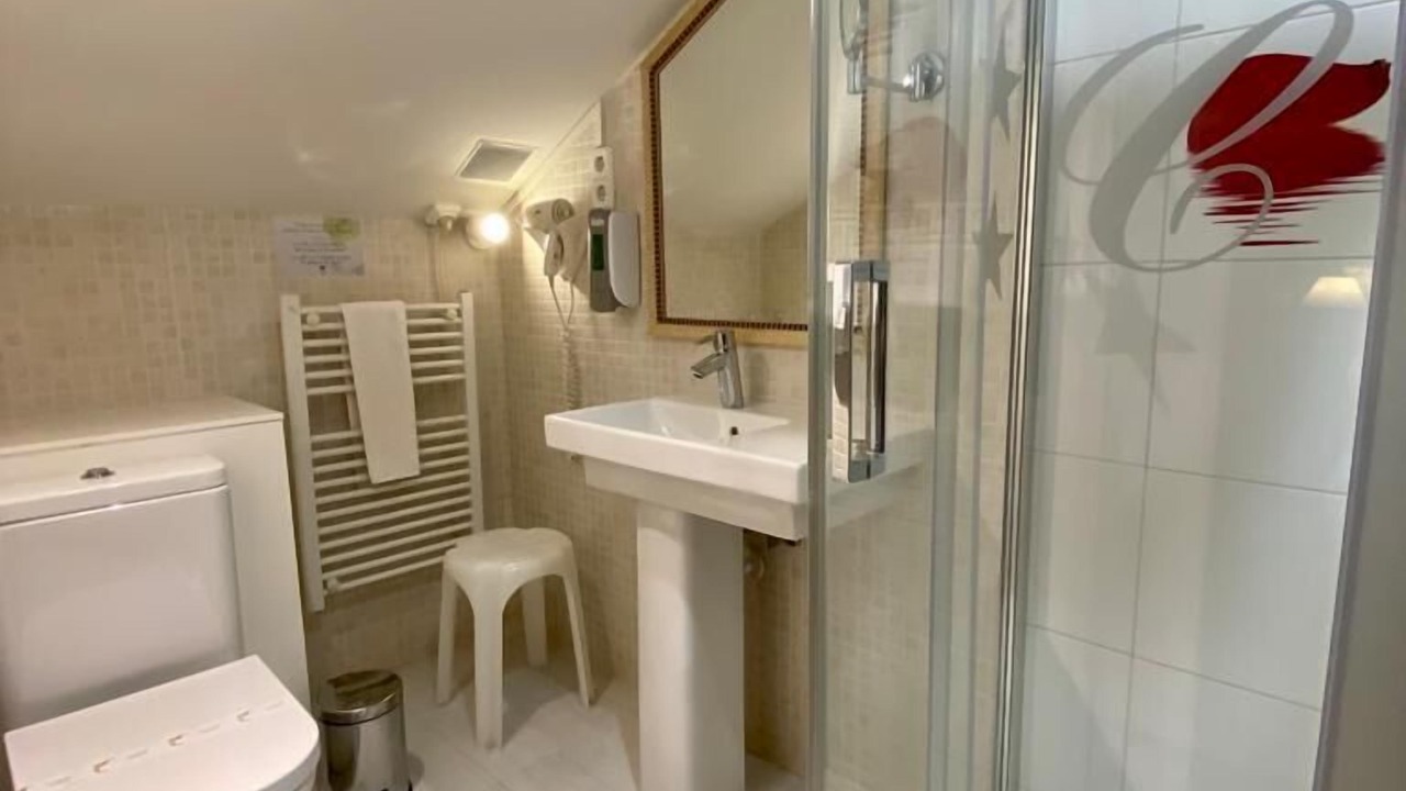 Photo of Bathroom in Comillas City Center
