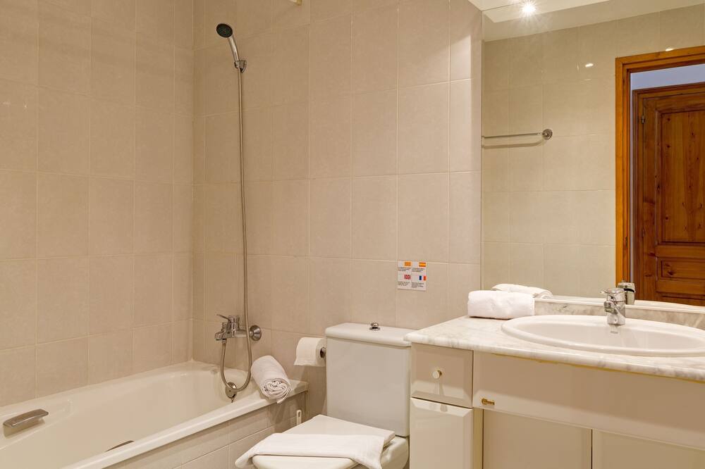 Photo of Bathroom in Tamariu