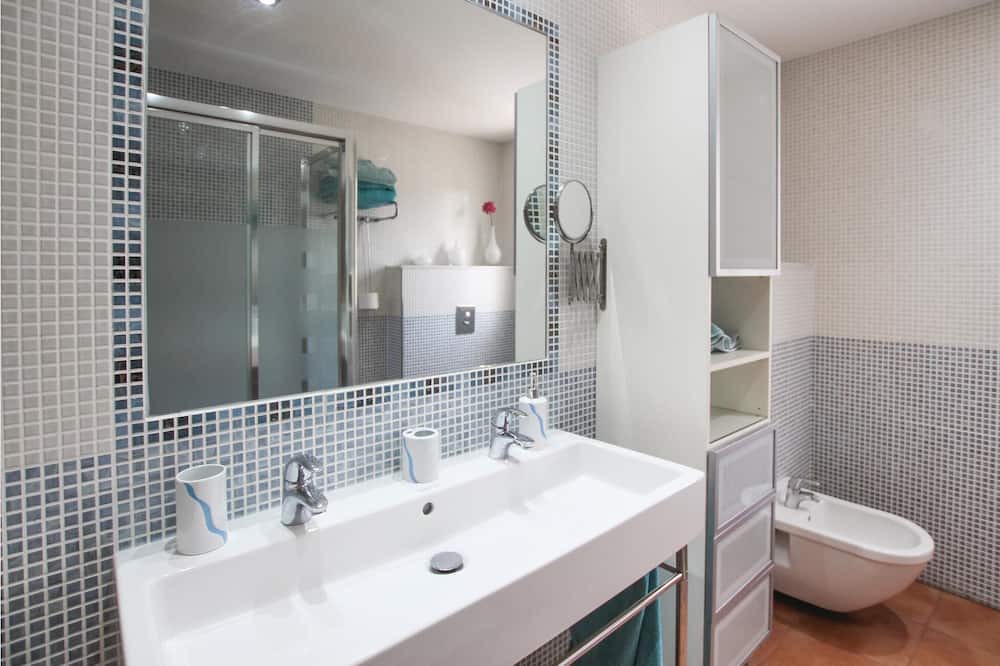 Photo of Bathroom in Calabardina