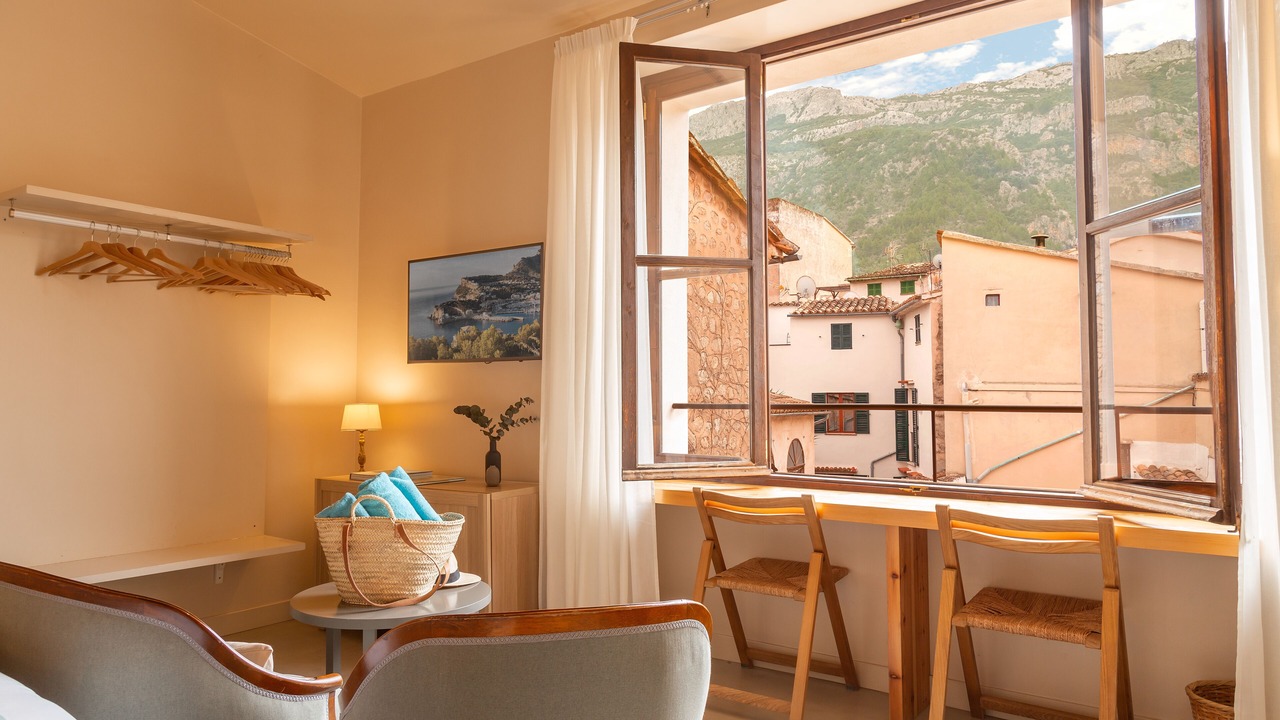 Photo of Bedroom in Soller