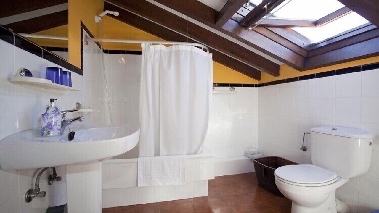 Photo of Bathroom in Lamadrid