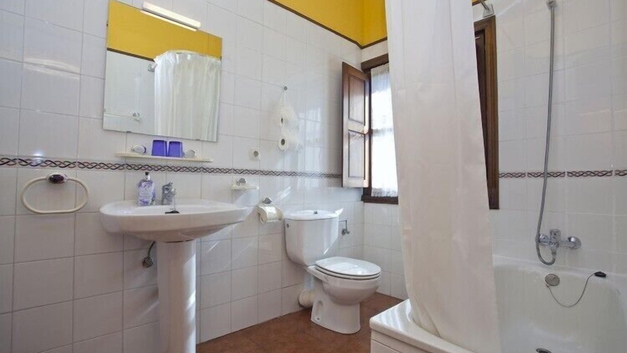 Photo of Bathroom in Lamadrid