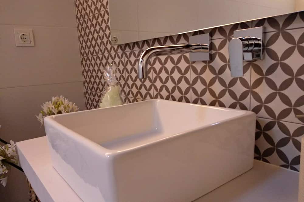 Photo of Bathroom in Kripan