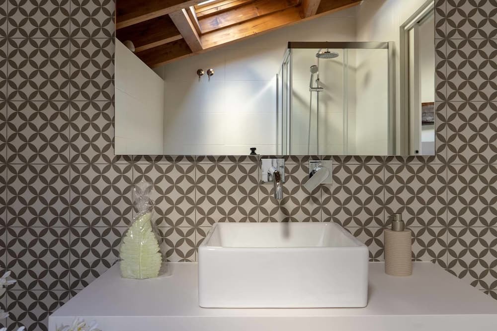 Photo of Bathroom in Kripan