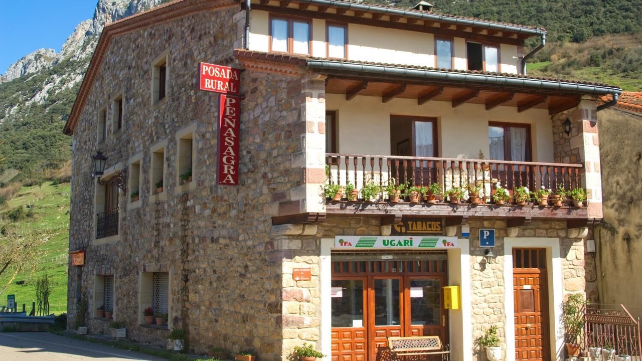 Photo of Outdoor in Lamason