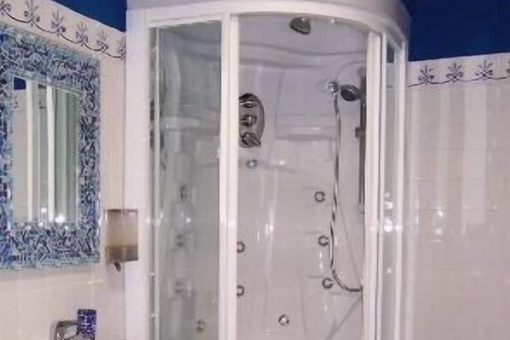 Photo of Bathroom in Sotes