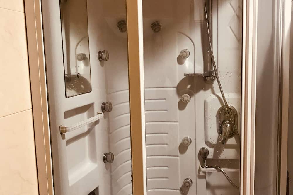Photo of Bathroom in Ordes