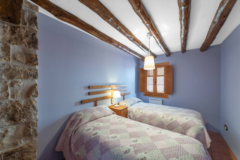 Photo of Bedroom in Ballobar