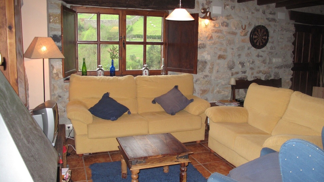 Photo of Livingroom in Penamellera Alta