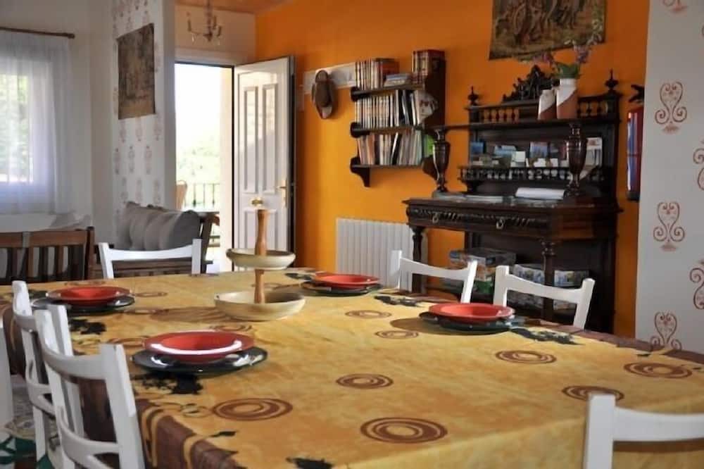 Photo of Kitchen in Santa Gadea