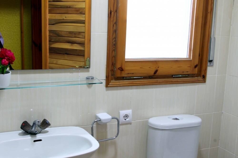 Photo of Bathroom in Palamos