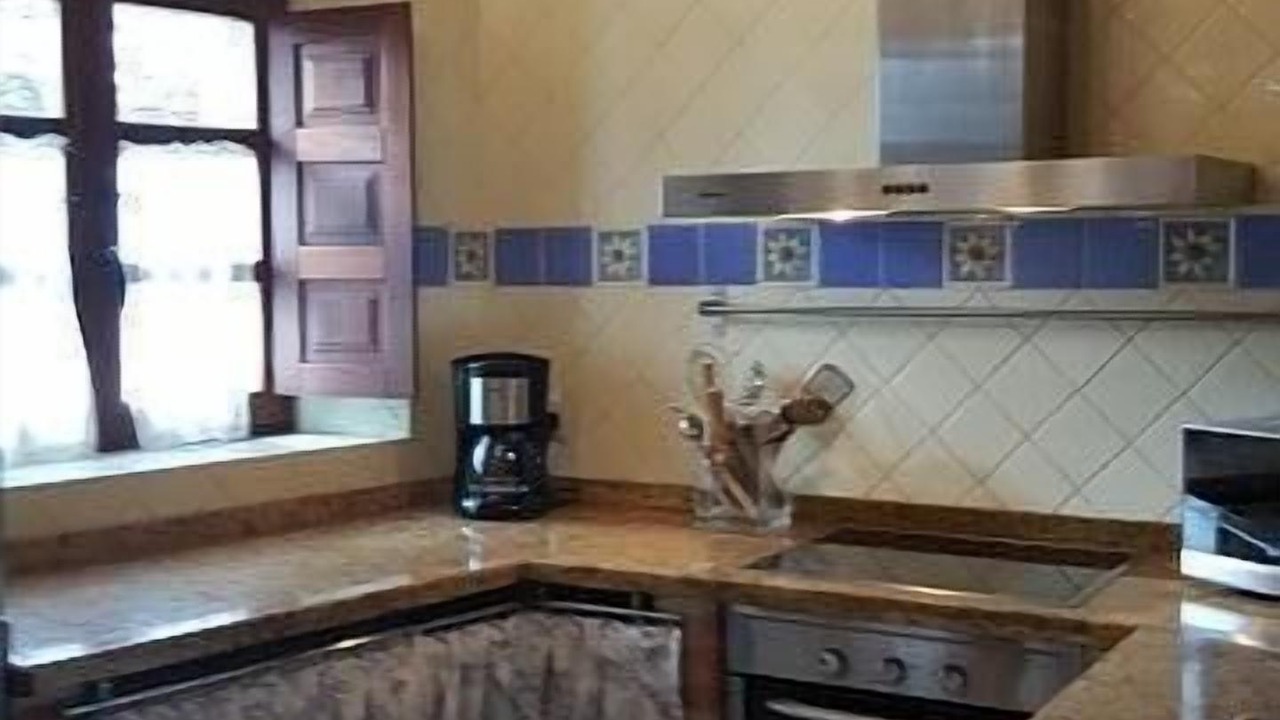 Photo of Kitchen in Cue