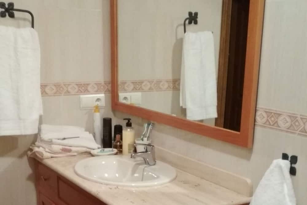 Photo of Bathroom in Martincano