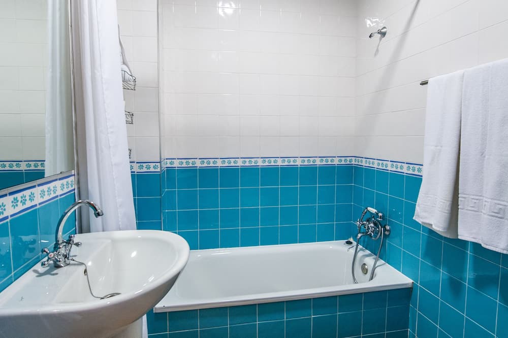 Photo of Bathroom in Cardena