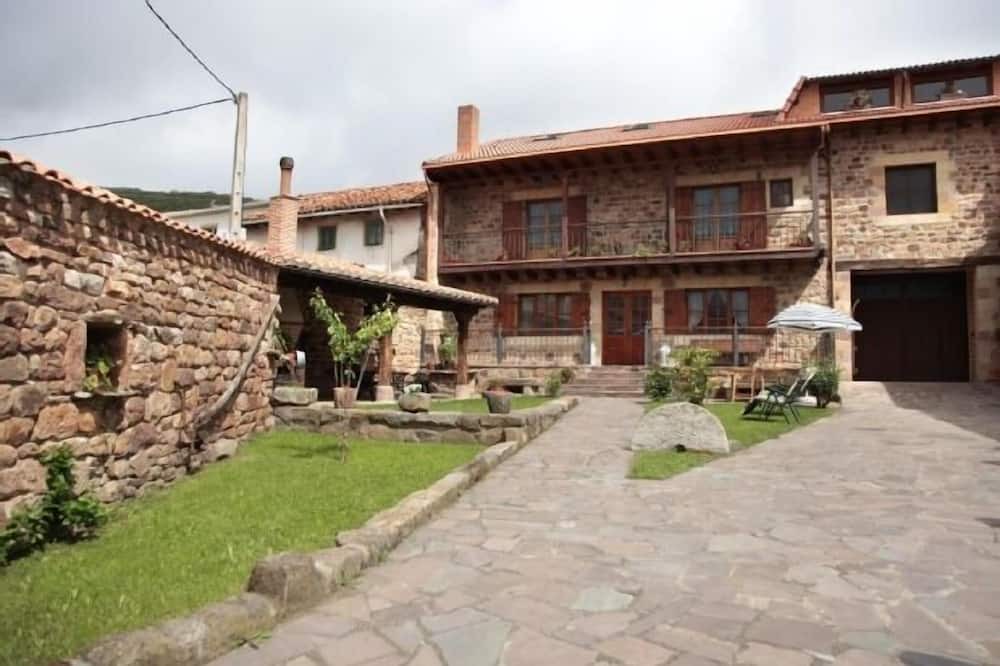 Photo of Outdoor in Cillamayor