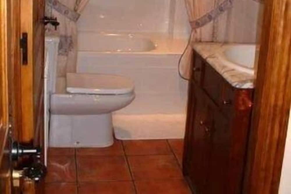 Photo of Bathroom in Cillamayor