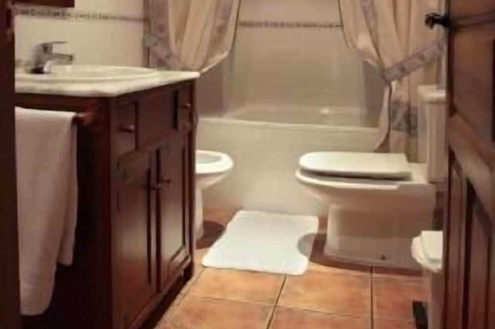 Photo of Bathroom in Cillamayor