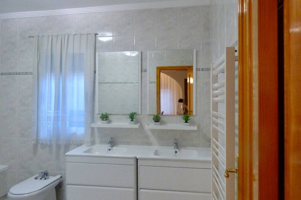 Photo of Bathroom in Los Balcones