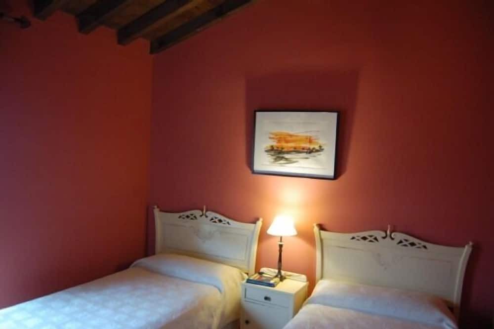 Photo of Bedroom in Gilgarcia